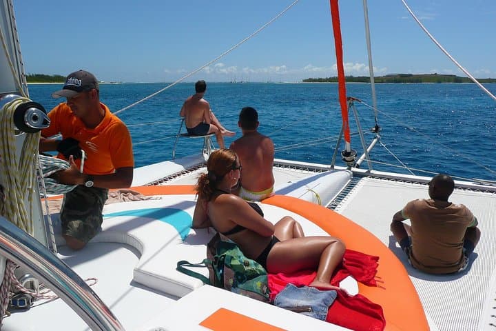 Full-Day Ilot Gabriel Catamaran Cruise from Grand Baie, Mauritius photo 5
