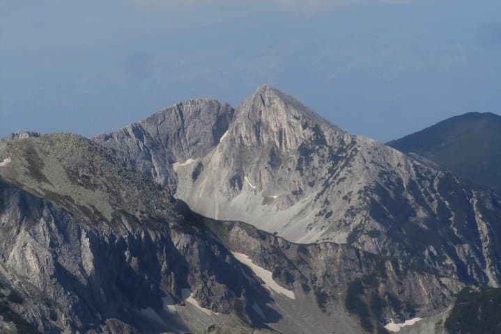 4-Day Pirin Trek: Hike Vihren, Bunderishki Lakes & Melnik Wine photo 4
