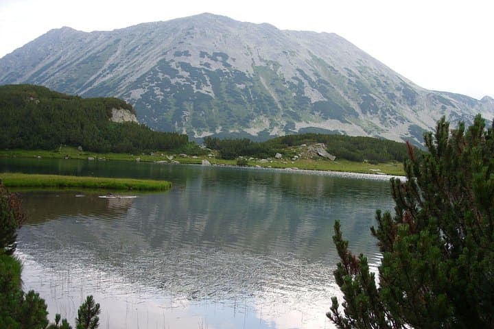 4-Day Pirin Trek: Hike Vihren, Bunderishki Lakes & Melnik Wine photo 6