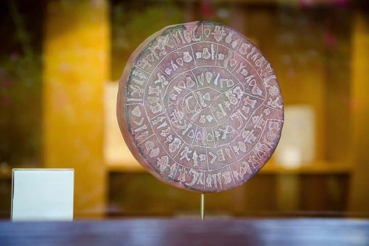 Heraklion Archaeology Museum & Ancient Greek Music: Private Minoan Arts Experience photo 1