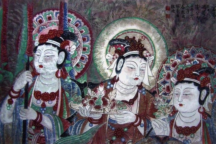 Dunhuang Mogao Grottoes One-Day Tour — Visit Special Caves & Digital Exhibition