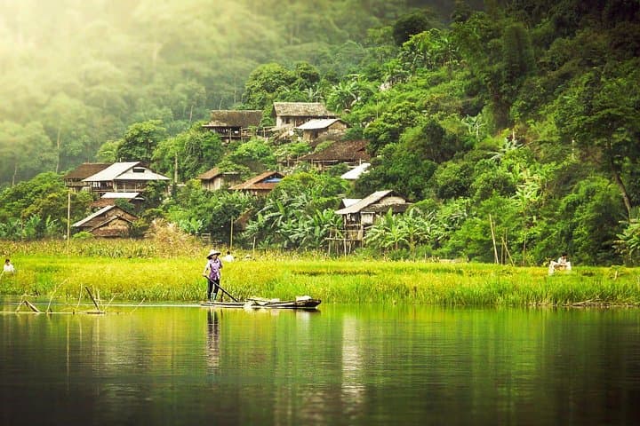 3-Day Trekking in Ba Be National Park: Lake, Caves & Minority Villages photo 2