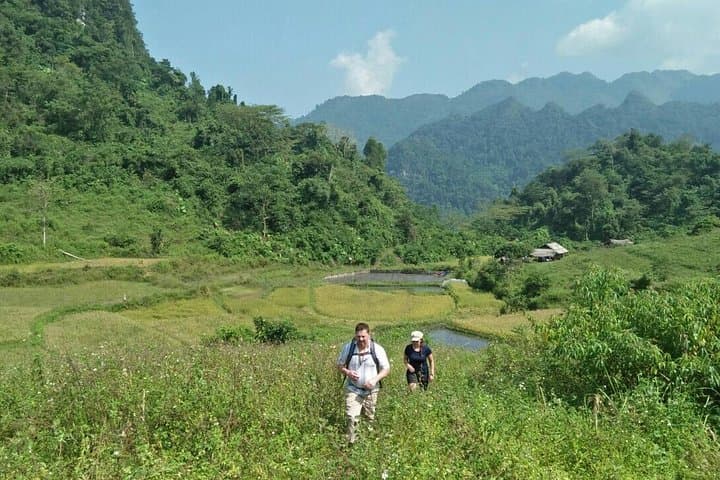 3-Day Trekking in Ba Be National Park: Lake, Caves & Minority Villages photo 3