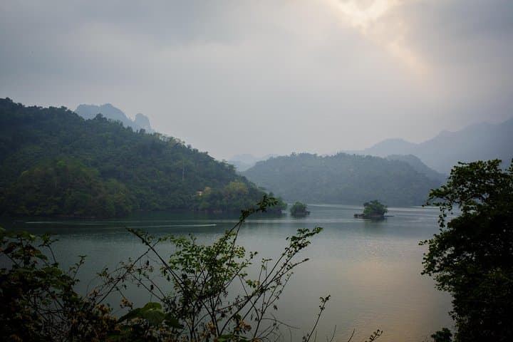 3-Day Trekking in Ba Be National Park: Lake, Caves & Minority Villages photo 5