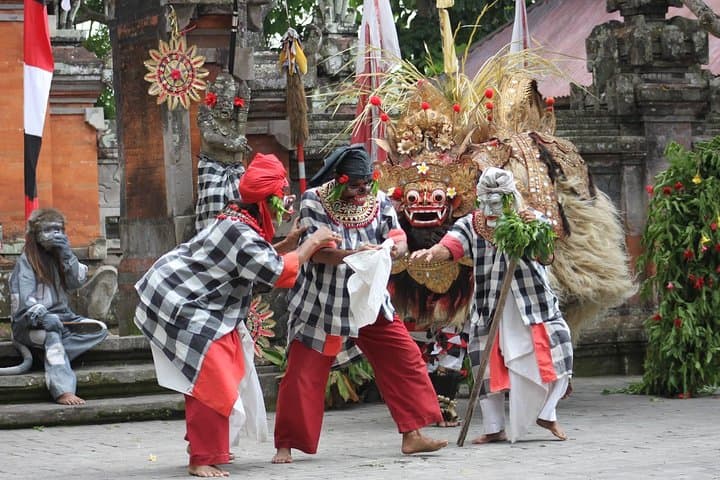 3-Day Private Bali Tour: Ubud, Kintamani, Bedugul, Uluwatu & Jimbaran photo 5