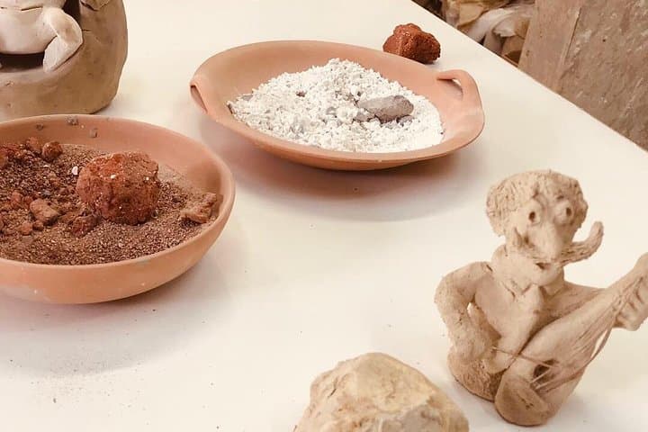 Percy Jackson–Style Knossos Tour & Minoan Pottery Workshop for Families photo 4