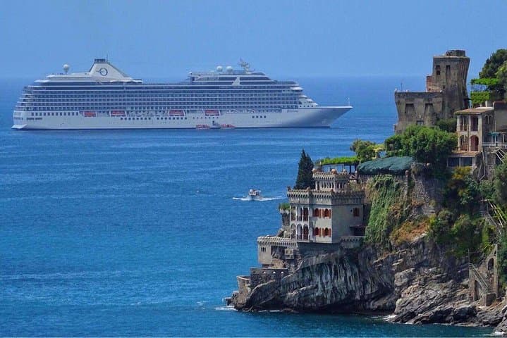 Amalfi Coast Full-Day: Emerald Grotto, Amalfi & Positano (8h) photo 3