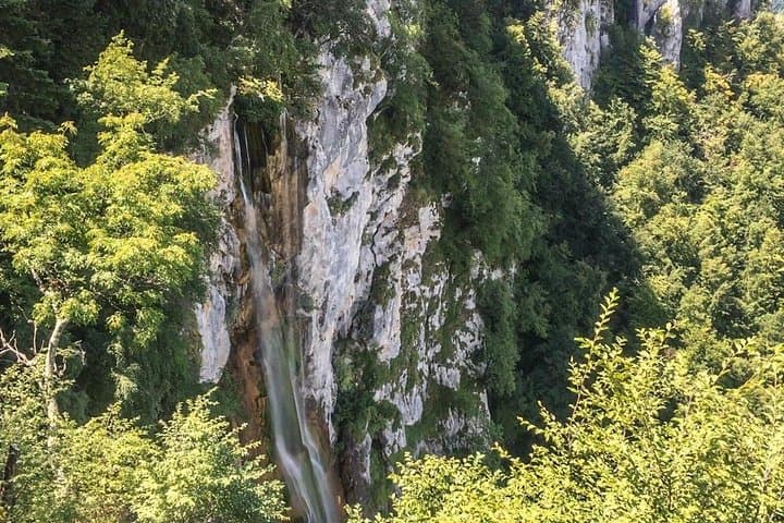 Skakavac Waterfall Hike from Sarajevo — 98m Cascade, Ozren Ridges & Forest Trails