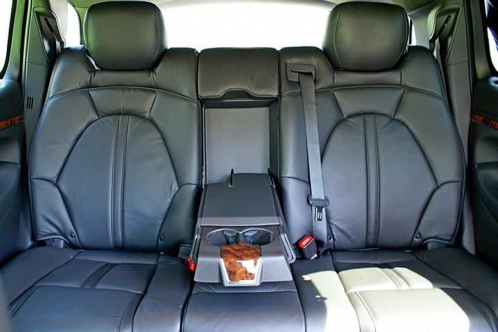 Private Sedan Transfer from O'Hare to Downtown Chicago — Curbside Chauffeur Service photo 5
