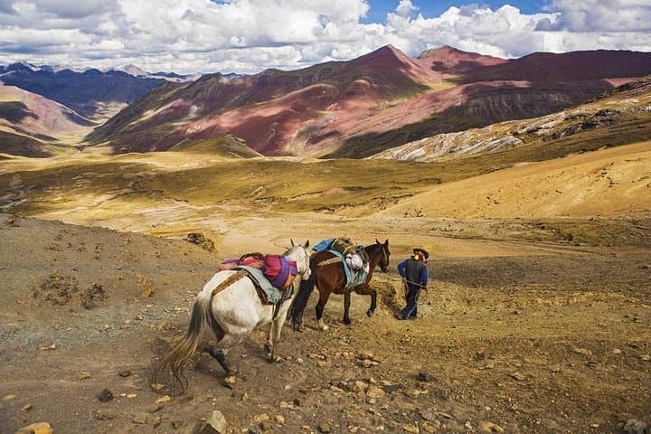 Rainbow Mountain Full-Day Hike from Cusco — Vinicunca's Colorful Ridges photo 4