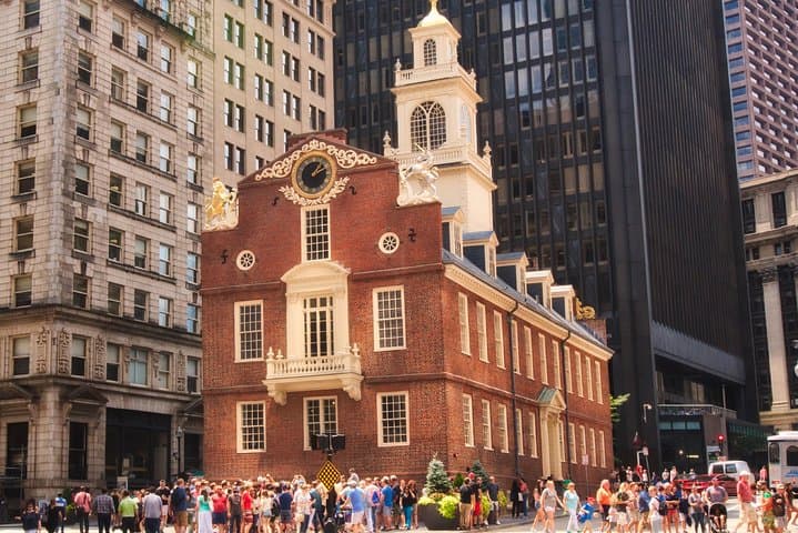 Freedom Trail Guided Walking Tour — Small-Group Boston History Walk (90 min) photo 4