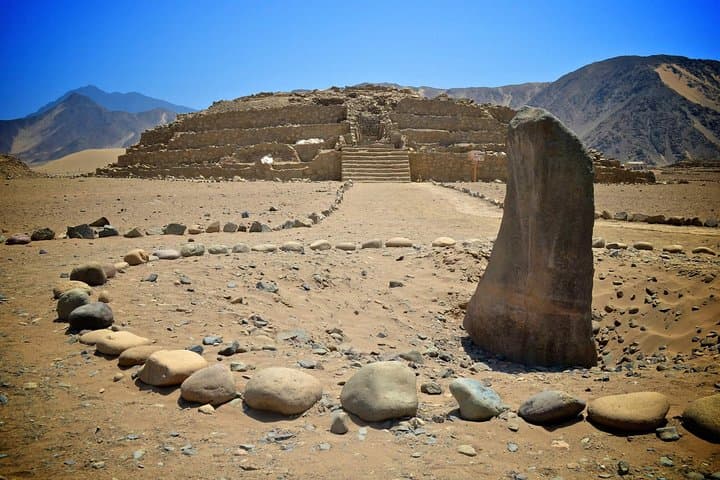 Caral Ancient City & Half-World Lagoons: Day Tour from Lima photo 2