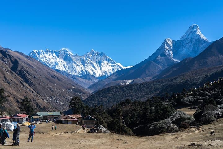 14-Day Everest Base Camp Trek from Kathmandu — All-Inclusive Guide photo 4