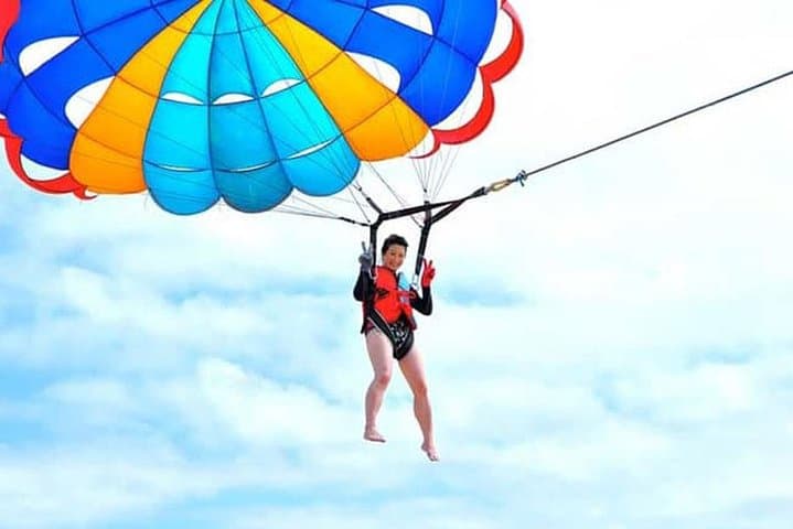 Nusa Dua Parasailing, Donut & Banana Boat Watersport Package photo 3