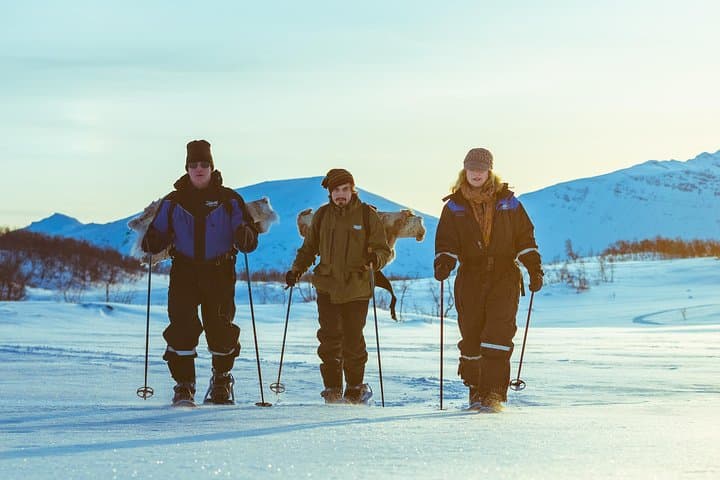 Guided Morning Snowshoe Hike with Huskies near Tromsø photo 5