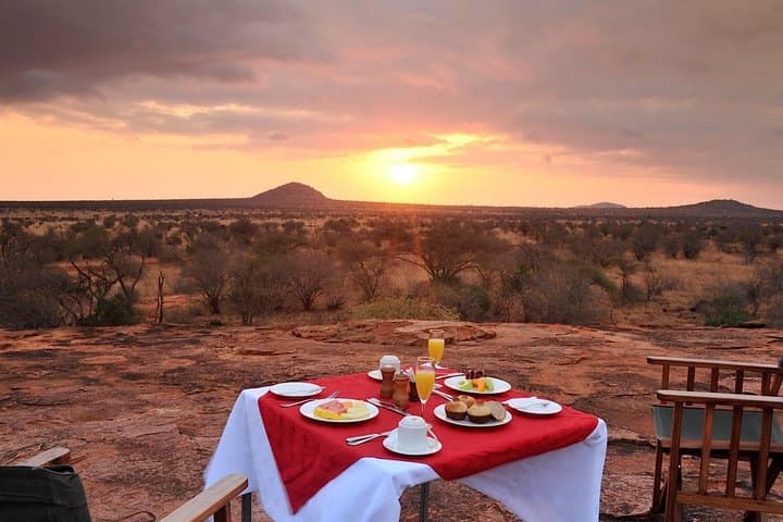 2-Day Mombasa to Tsavo West Safari — Kilaguni Serena, Mzima Springs & Shetani Lava photo 2