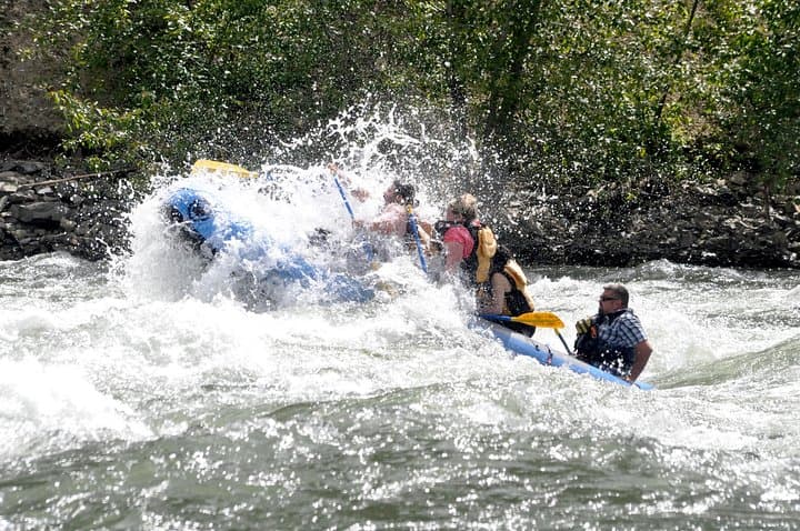 Wenatchee River Whitewater and Wine: Raft, Taste & Camp the Valley photo 3
