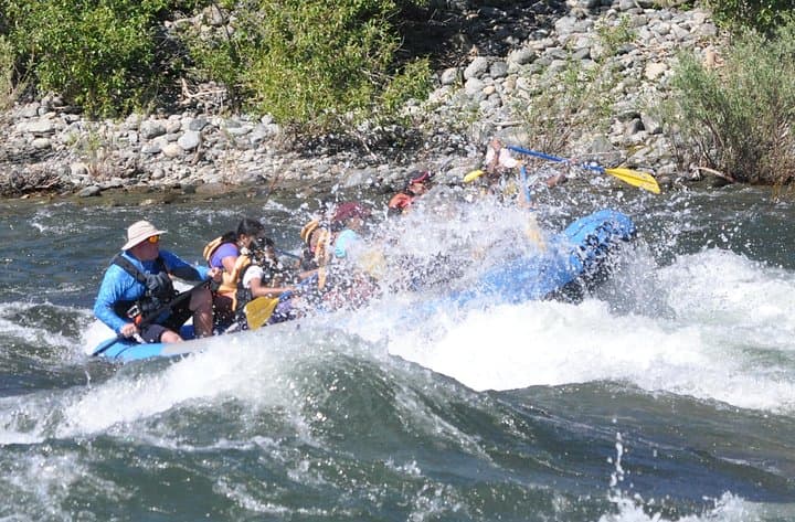 Wenatchee River Whitewater and Wine: Raft, Taste & Camp the Valley photo 5