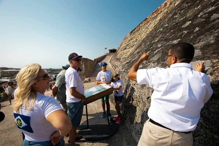 Hourly Private Tour Guide in Cartagena de Indias photo 2