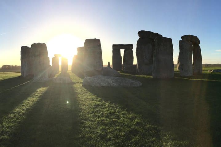 Private Day Trip to Stonehenge and Bath from London — Roman Baths & Neolithic Stones