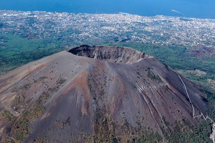 Vesuvius, Herculaneum & Pompeii Full-Day Tour from Naples photo 4