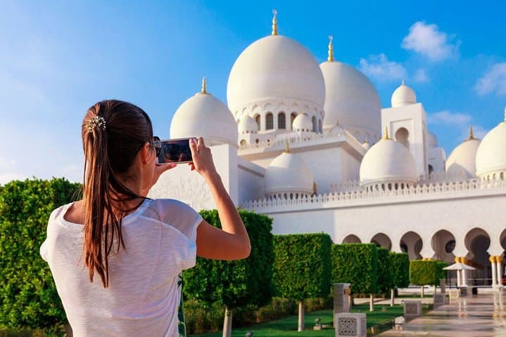 Explore Dubai by Hop-On Hop-Off Bus: Top Stops, Tips & Practical Guide photo 4