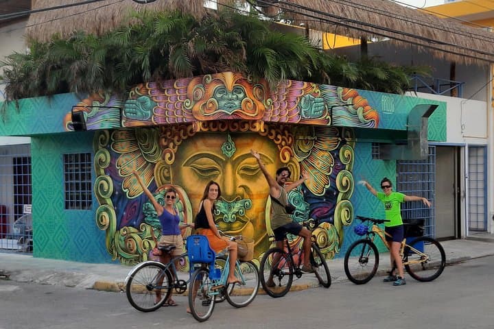 Playa del Carmen Street Art Bike Tour — Graffitis & Munchies photo 1