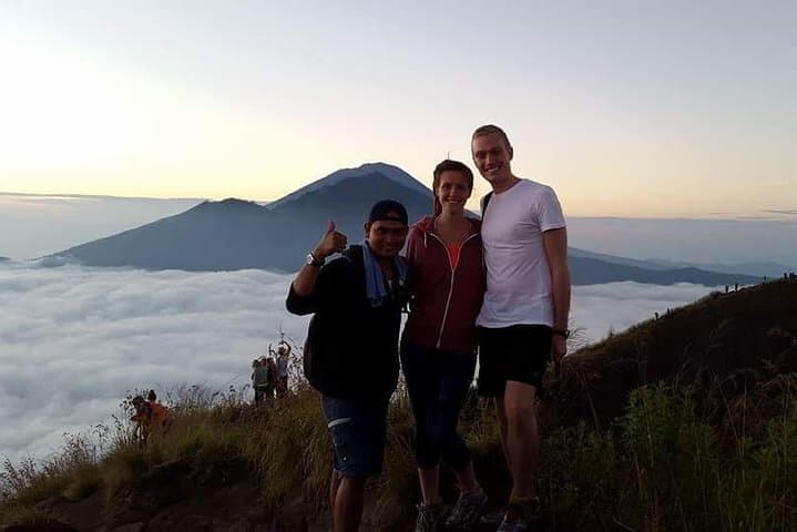Mount Batur Sunrise Trek: Volcanic Breakfast & Natural Hot Springs