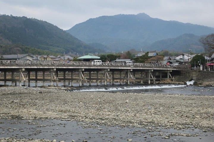 Visit Lushan (Arashiyama): Bamboo Grove, Tenryu-ji & Togetsukyo by Foot and Tram photo 2