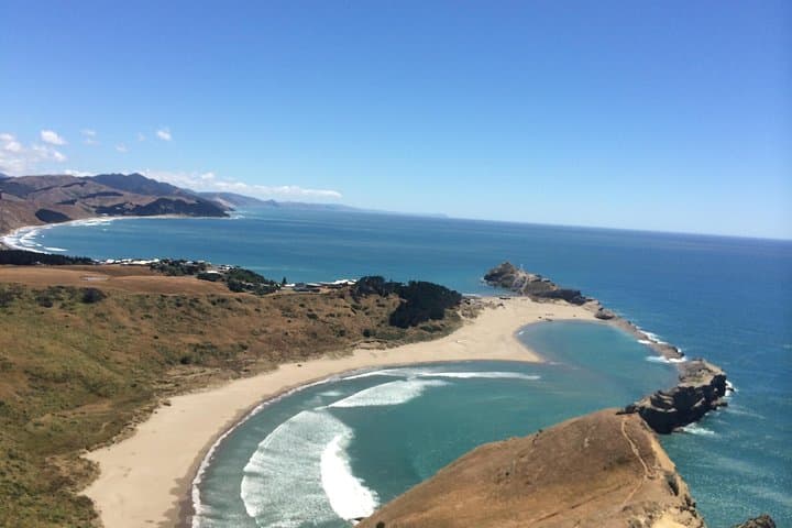 Wairarapa Coast & Wine: Overnight Tour to Putangirua Pinnacles, Cape Palliser & Castlepoint photo 2