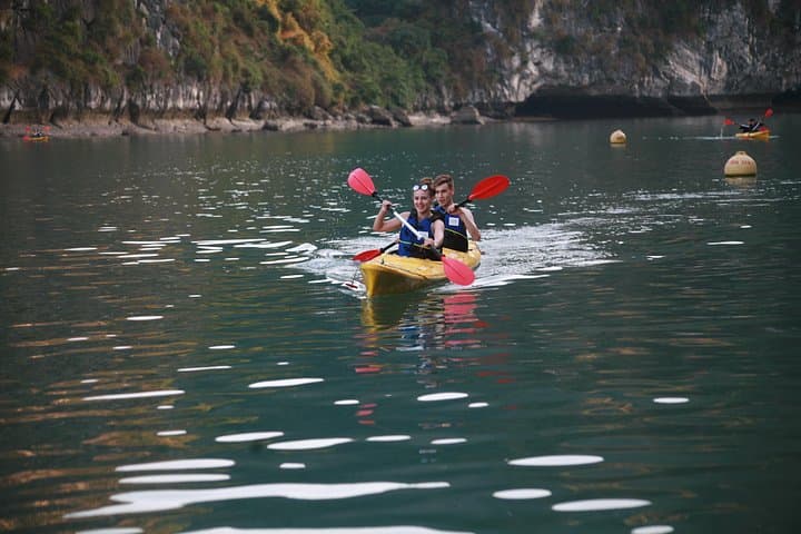 3-Day Ha Long & Lan Ha Bay Cruise: Kayak, Bike Cat Ba & Explore Caves photo 3
