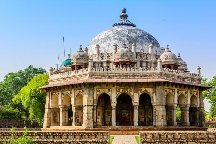 Private Delhi Sightseeing Day Tour — Red Fort, Qutub Minar & Chandni Chowk photo 2