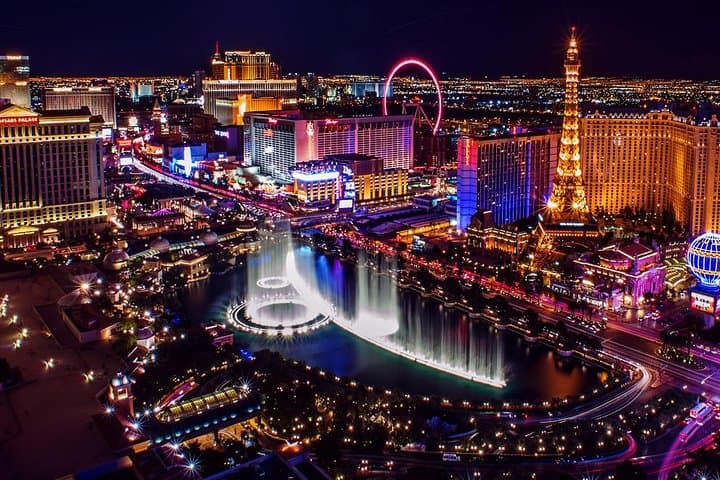 Private Round-Trip Las Vegas Airport Transfer by Cadillac Escalade photo 4