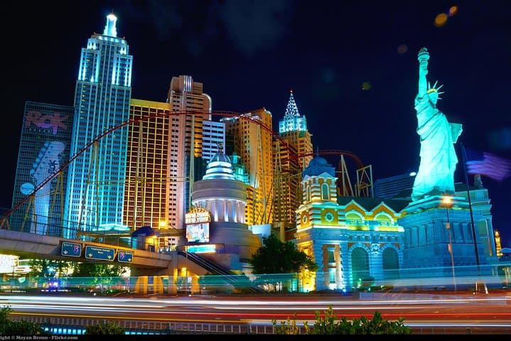 Private Round-Trip Las Vegas Airport Transfer by Cadillac Escalade photo 5