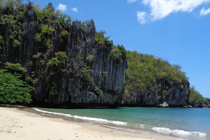 Puerto Princesa 4-Day Budget Adventure: Underground River, Honda Bay Island Hopping & City Highlights photo 4