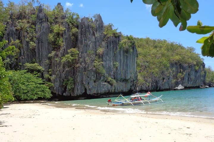 Puerto Princesa 4-Day Budget Adventure: Underground River, Honda Bay Island Hopping & City Highlights photo 5