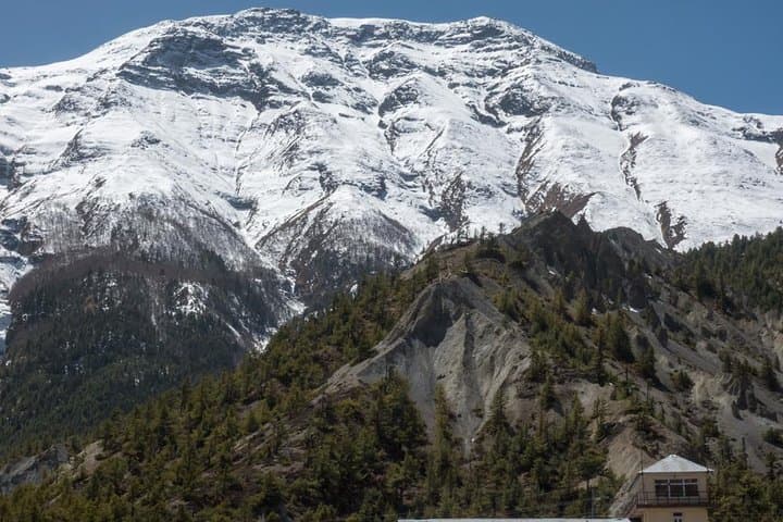 Annapurna Circuit & Tilicho Lake Trek — 16-Day High-Altitude Journey photo 2