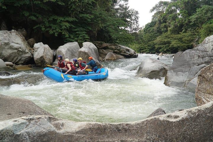 Medellin Rafting on Rio Calderas — Full-Day Intermediate Whitewater Trip photo 6