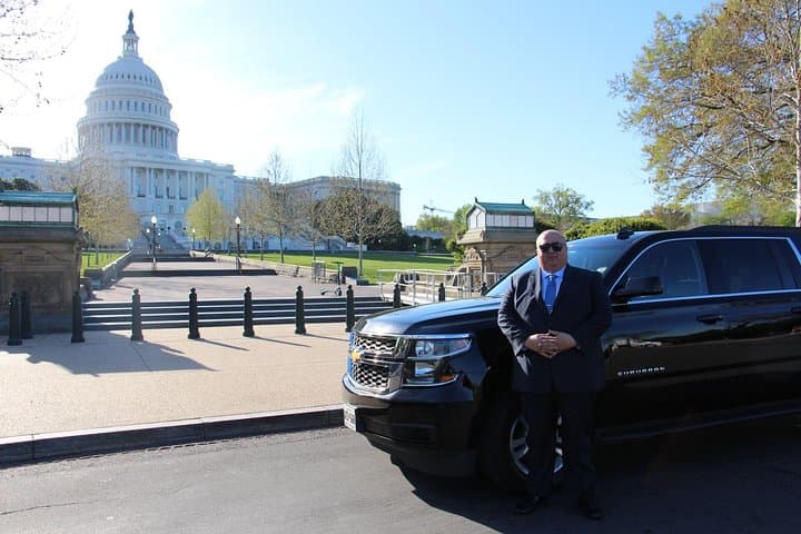 Private DCA Airport Transfer to Downtown Washington, D.C. — Sedans, SUVs & Vans