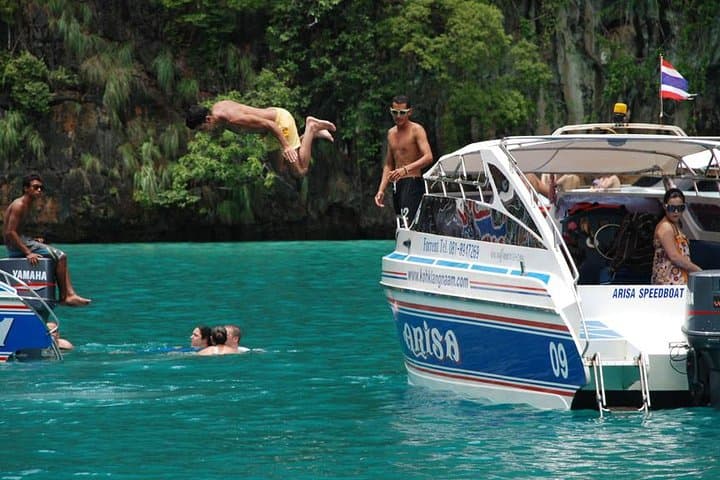 Phi Phi Speedboat Half-Day & Sunset Tour — Maya Bay, Pileh Lagoon & Snorkeling photo 2