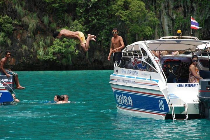 Phi Phi Full-Day Speedboat Tour: Maya Bay, Bamboo Island & Shark Point photo 3