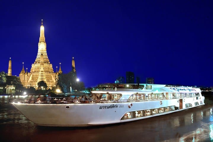 Bangkok Grand Pearl Chao Phraya Dinner Cruise — Evening Buffet, Live Thai Dance & Skyline Views photo 3
