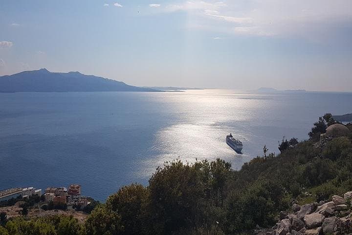 Half-Day Cultural Tour of Saranda — Lekuresi Castle, Museums & Synagogue Complex photo 5