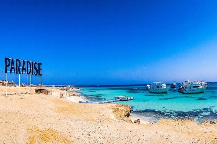 Paradise Island Day Trip from Hurghada — Snorkel, Beach & Buffet
