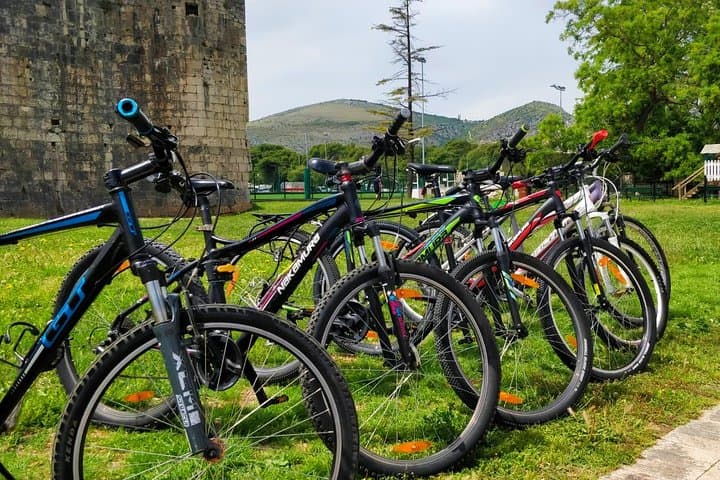 Coastal Bike Rental and Island Loop from Trogir photo 4