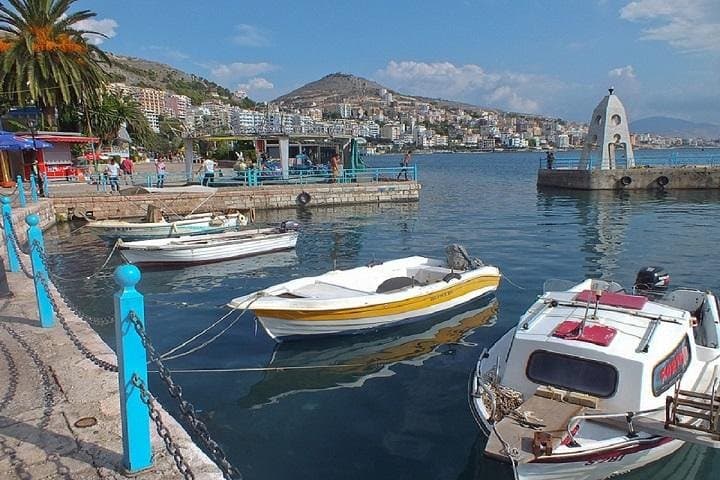 Half-Day Cultural Tour of Saranda — Lekuresi Castle, Museums & Synagogue Complex
