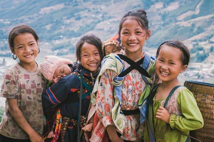 Sapa Homestay Trek: 2-Day Hill-Tribe and Rice-Terrace Experience photo 1
