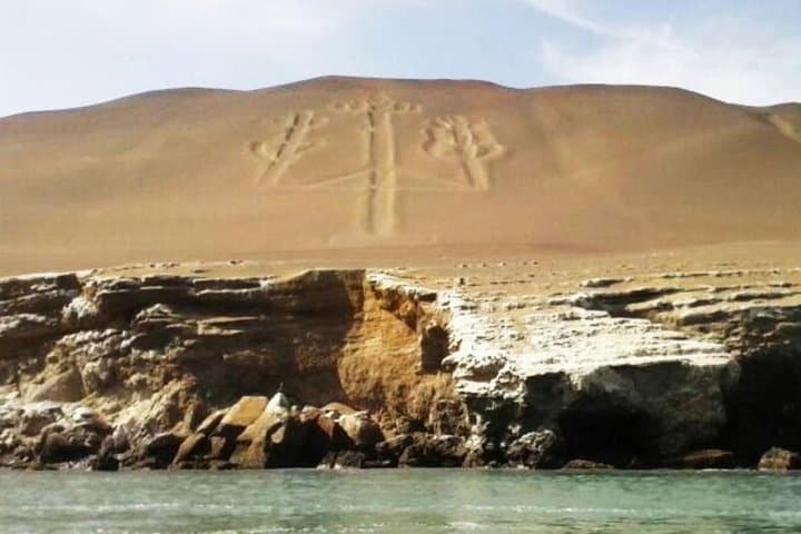 2-Day Golden Route: Ballestas Islands, Paracas Reserve, Nazca Flight & Huacachina Dunes photo 5