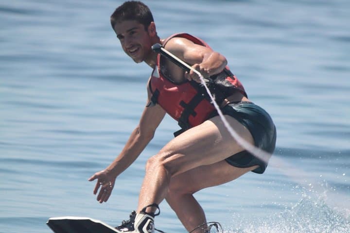 Wakeboarding in Armação de Pêra: Algarve Speedboat Wakeboard Adventure