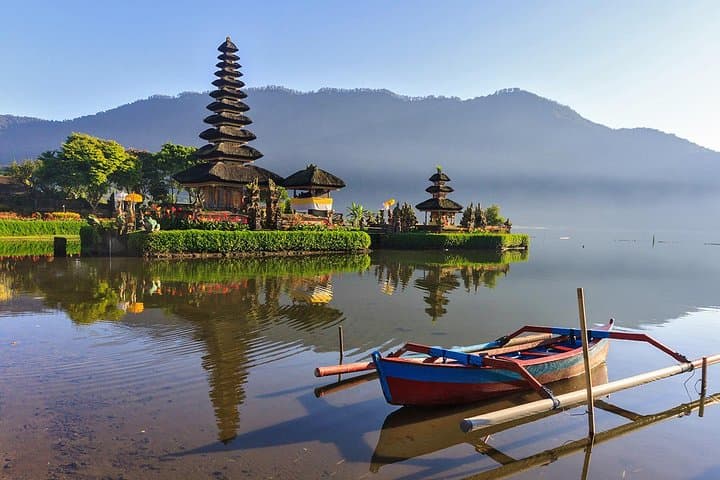 Private Bali UNESCO Heritage Sites Day Tour — Ulun Danu, Jatiluwih & Gitgit Waterfall photo 5